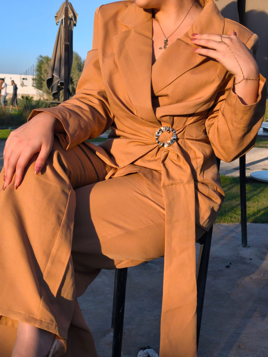 Ensemble pantalon chic et élégant – Veste longue fluide & pantalon large femme moderne / femme voilée