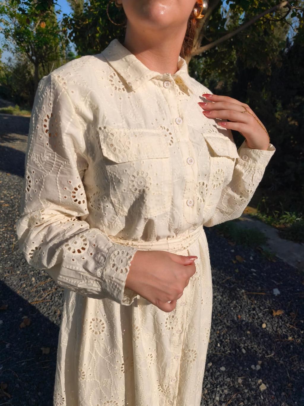 Robe en Broderie Anglaise – Élégance Modeste et Féminine - Hijab Chic