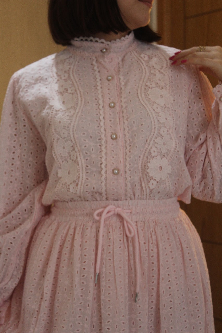 Ensemble 'Tulipe' en broderie anglaise